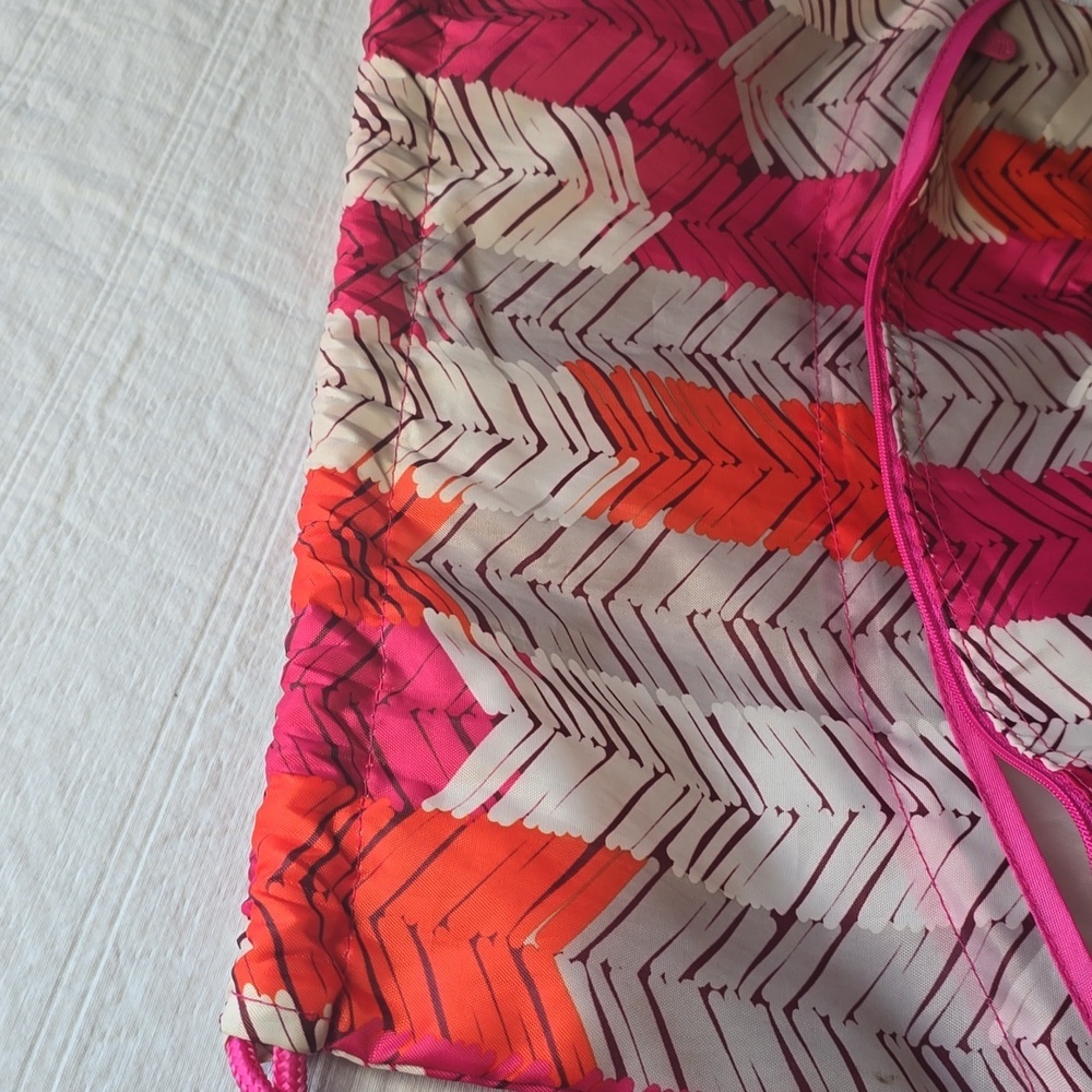 Thirty-One "Books & Stuff Pink and Orange Chevron String Bag - Picture 7 of 13